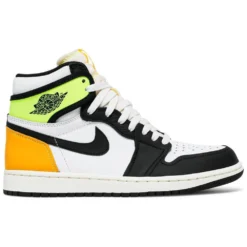 Nike Air Jordan 1 Retro High OG 'Volt Gold'