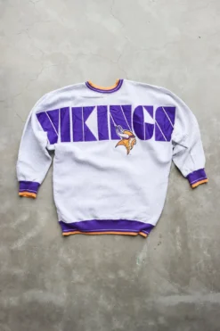 Vintage Vikings Spellout Sweater Small