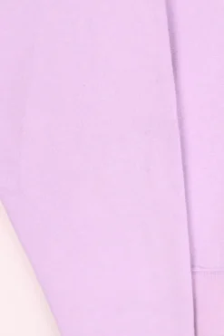 Vintage Champion Sweater Large -Style Hub Shop IMG 5760 e9d652d0 f35f 4436 b79d 64d26e1cf8c6